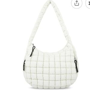 Source Unknown Ivory Quilted Shoulder Bag